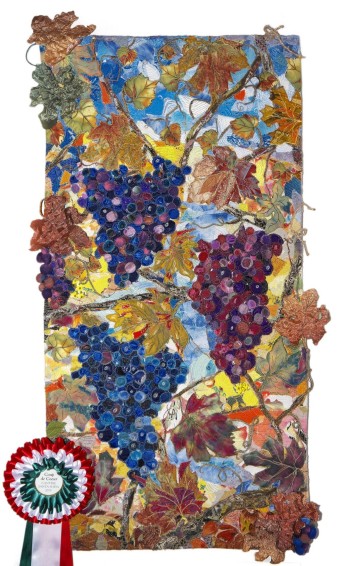 Liudmyla Kryvenko – Sun in a bunch of grapes